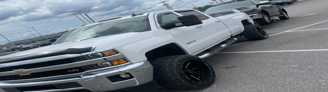 Cheko’s Towing LLC company banner
