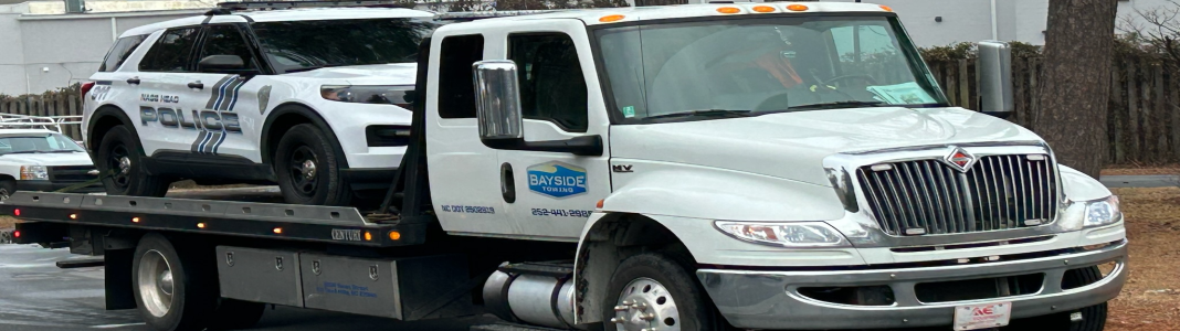 Bayside Towing company banner